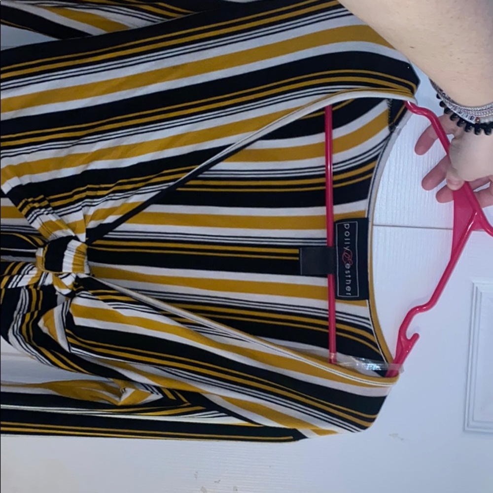 Polly & Esther tie front top